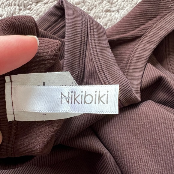 Nikibiki Brown Seamless Reversible Ribbed Tank Top - Picture 3 of 4